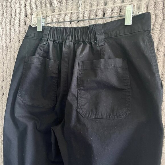 3 Pairs of Old Navy Ankle length Pants - Size Medium (10) - Picture 2 of 15